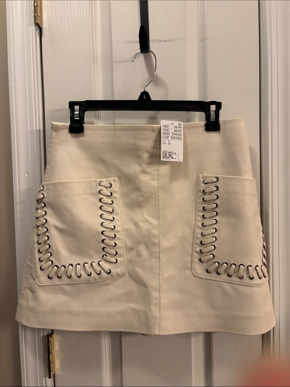 H&M Cream Mini Skirt with Whipstitch Pocket Detail